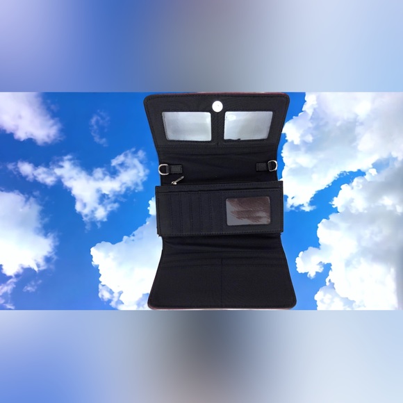 NWT -Faith Love Hope Cross Angel Wing Bible Women’s Crossbody Trifold Wallet- - Picture 4 of 4